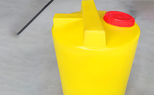 加药桶专用塑料材质的选择与耐化学品测试方法 加药桶专用塑料材质的选择与耐化学品测试方法