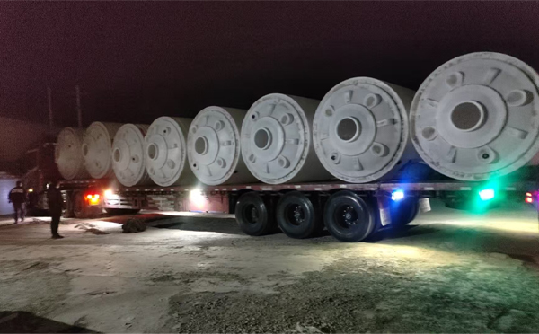 锥底桶交付现场