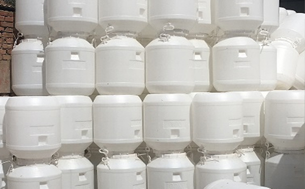 塑料桶耐化学腐蚀性能选择指南