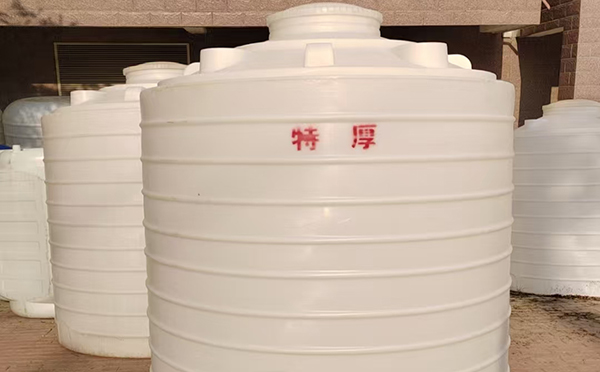 特厚塑料桶批量交付实录：强化结构应对严苛储运环境