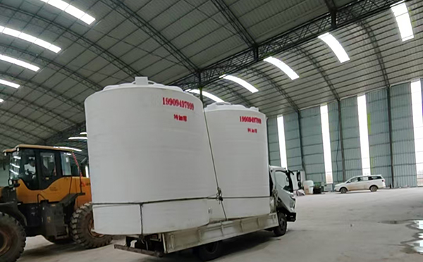 特加厚塑料大桶装车运输交付实录